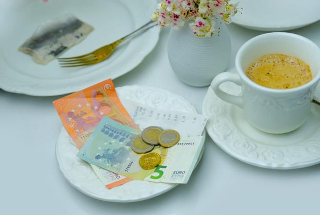 De lonen in de Horeca