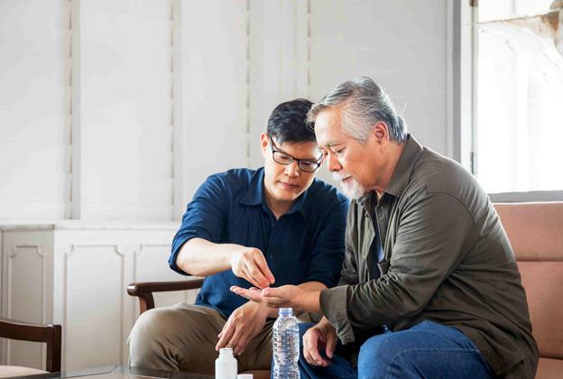 Loopbaanonderbreking in onderwijs voor zorg of bijstand